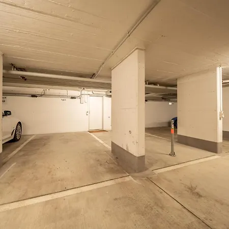 Eden C By Vacations, Exklusive Mit Terrasse & Parkplatz Im Zentrum Апартаменты *