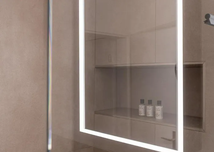 Eden C By Vacations, Exklusive Mit Terrasse & Parkplatz Im Zentrum Apartamento